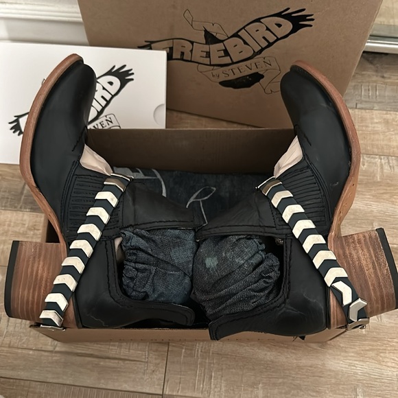 Freebird Navy Blade Leather Boots size 8- Original Box - Picture 11 of 13